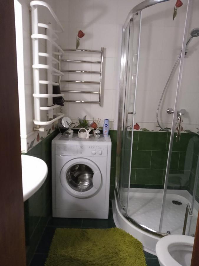 Cozy Apartment on Yevreiska Street Odessa Buitenkant foto