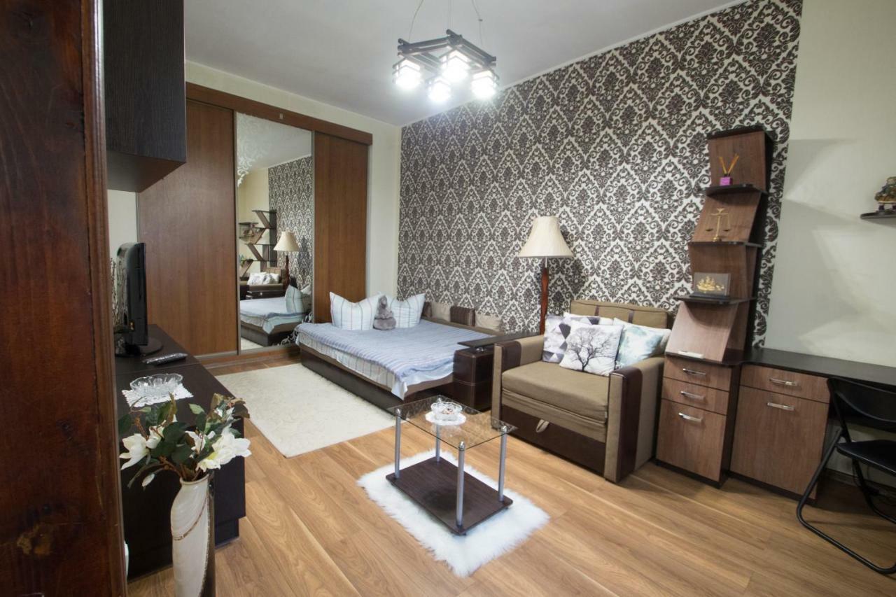 Cozy Apartment on Yevreiska Street Odessa Buitenkant foto